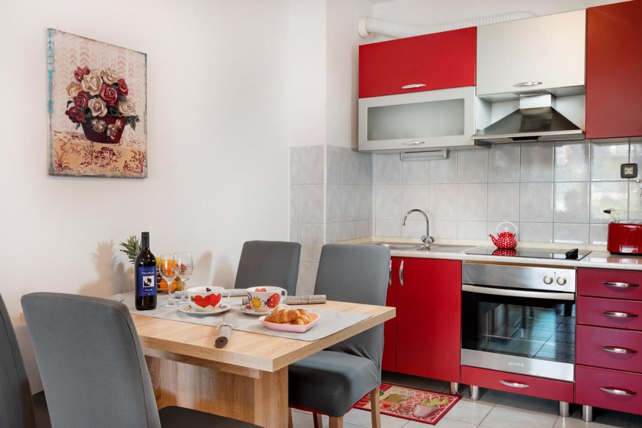 Beach Apartment Simphony Split Buitenkant foto